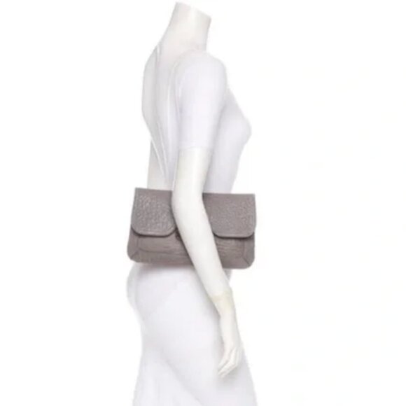 DEREK LAM Rams Head Pebbled Leather Evie Clutch - Picture 1 of 1